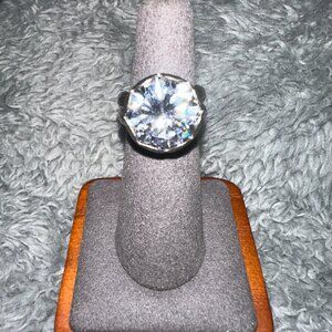 ZUMAN Made in Israel clear CZ large solitaire ring sz 6
